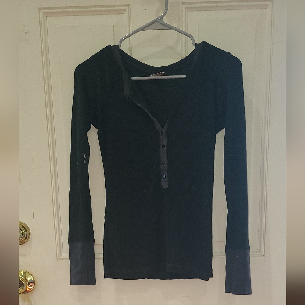 Black long sleeve shirt